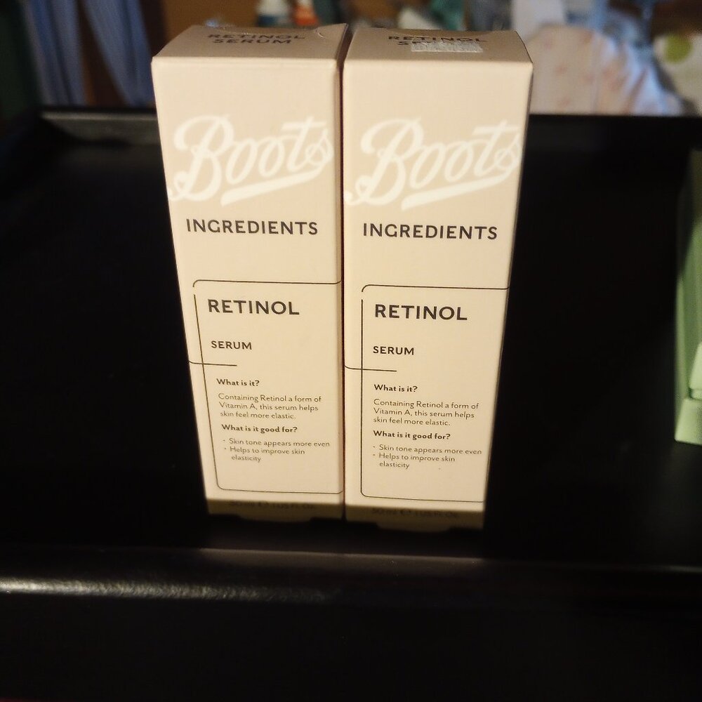 NIB/2 Boots Retinol Serum